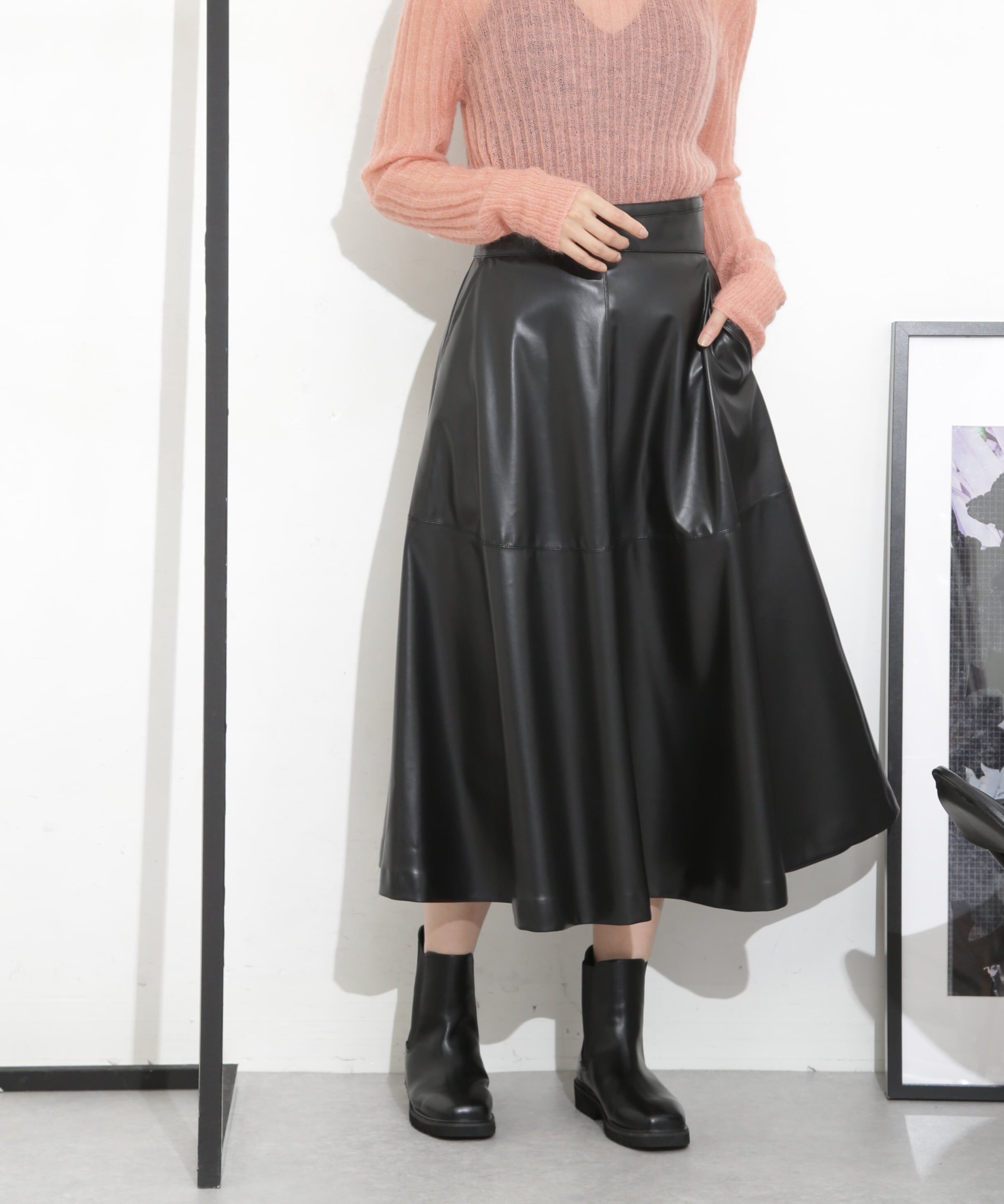 nano･universe「フェイクレザーフレアスカート」|スカート|