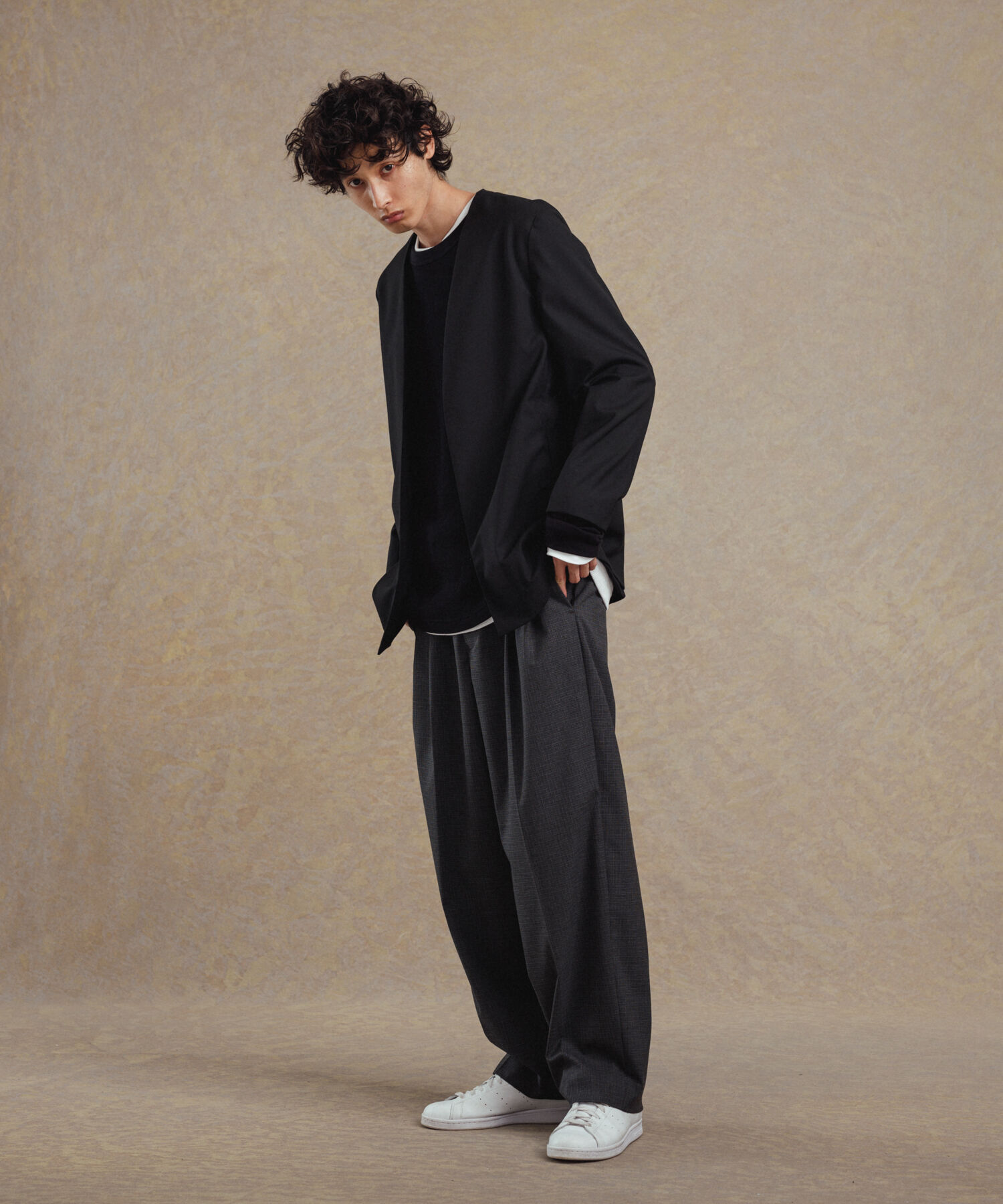 ADAM ET ROPE'「【Chambrer】ノーカラー イージー ジャケット / シーズンレス / セットアップ対応」|ノーカラージャケット|