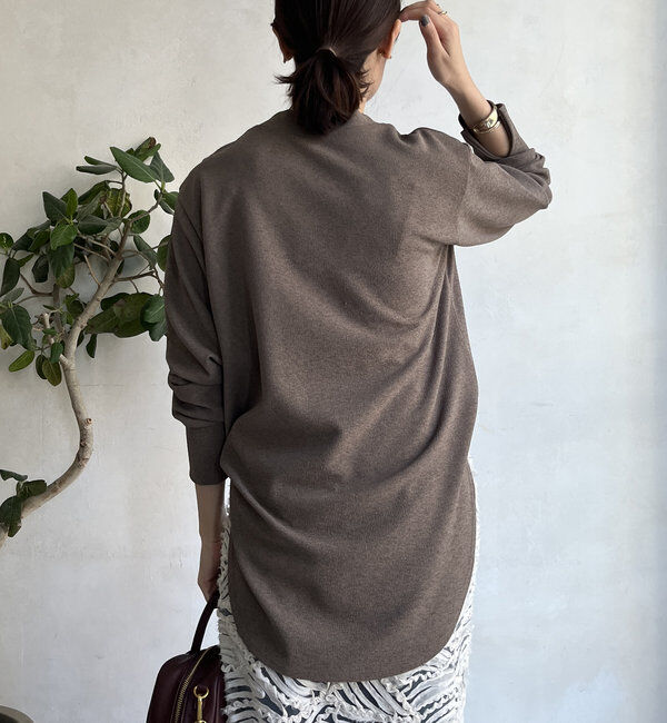  「【WEB限定】裾ラウンドカットトップス」|Tシャツ・カットソー|