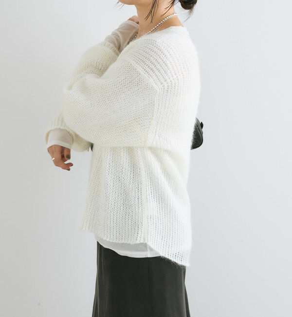  「【軽い着心地】モヘアリリープランジネックニット」|ニット・セーター|