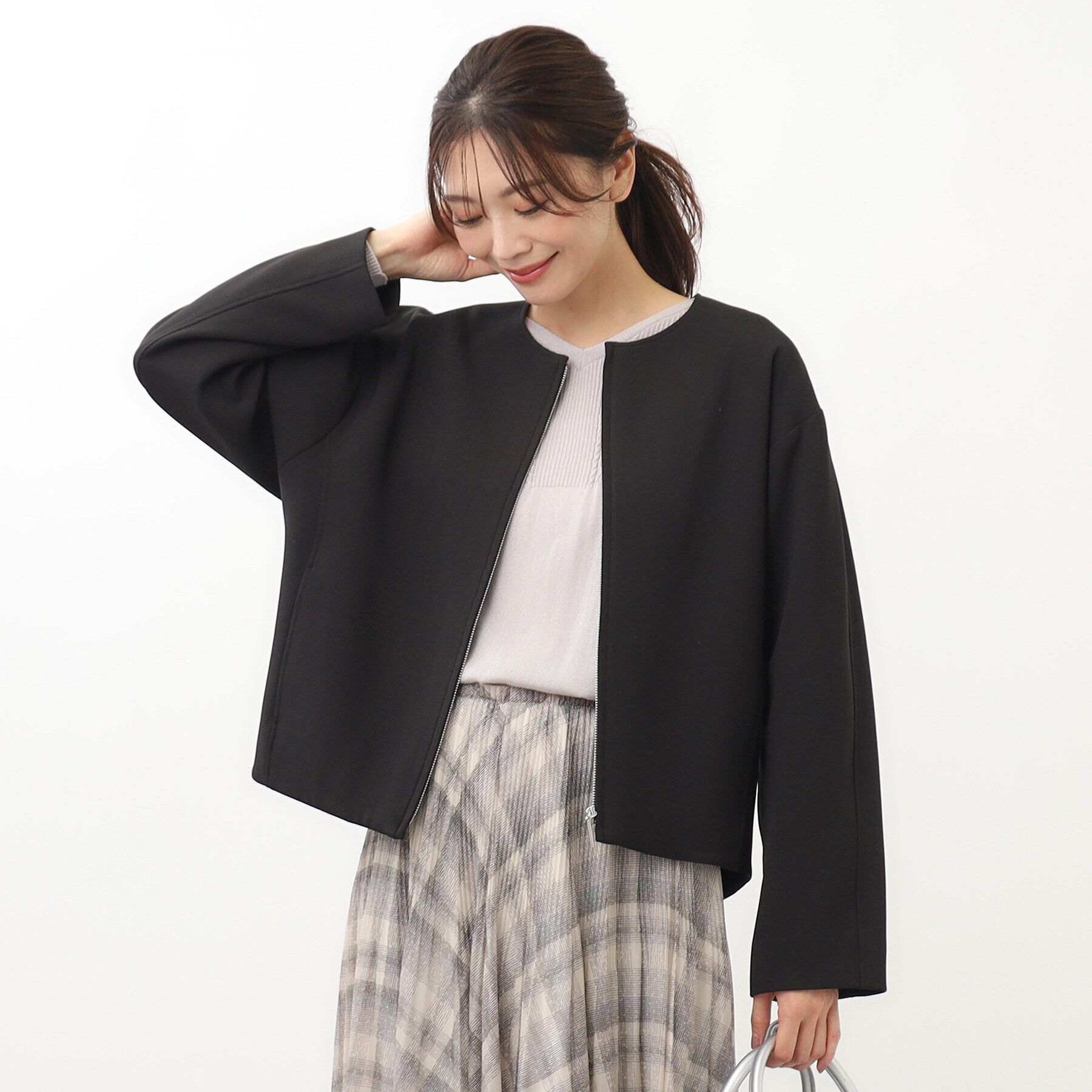 Reflect「【手洗い可】バックギャザーデザインブルゾン」|ブルゾン・スタジャン|