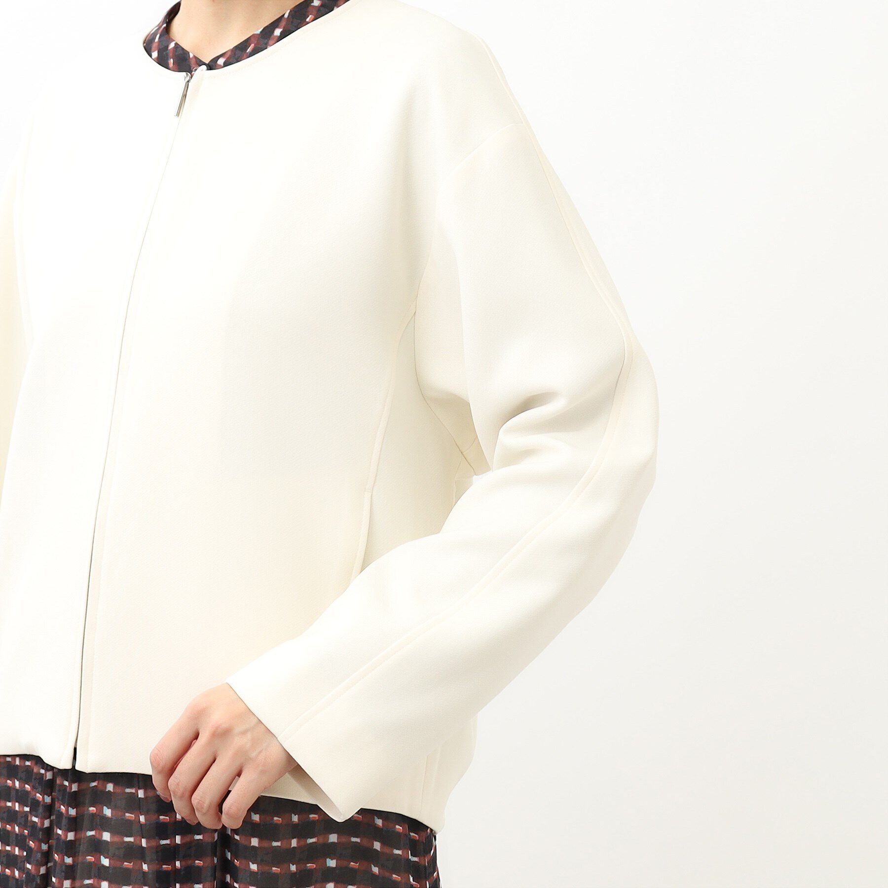 Reflect「【手洗い可】バックギャザーデザインブルゾン」|ブルゾン・スタジャン|