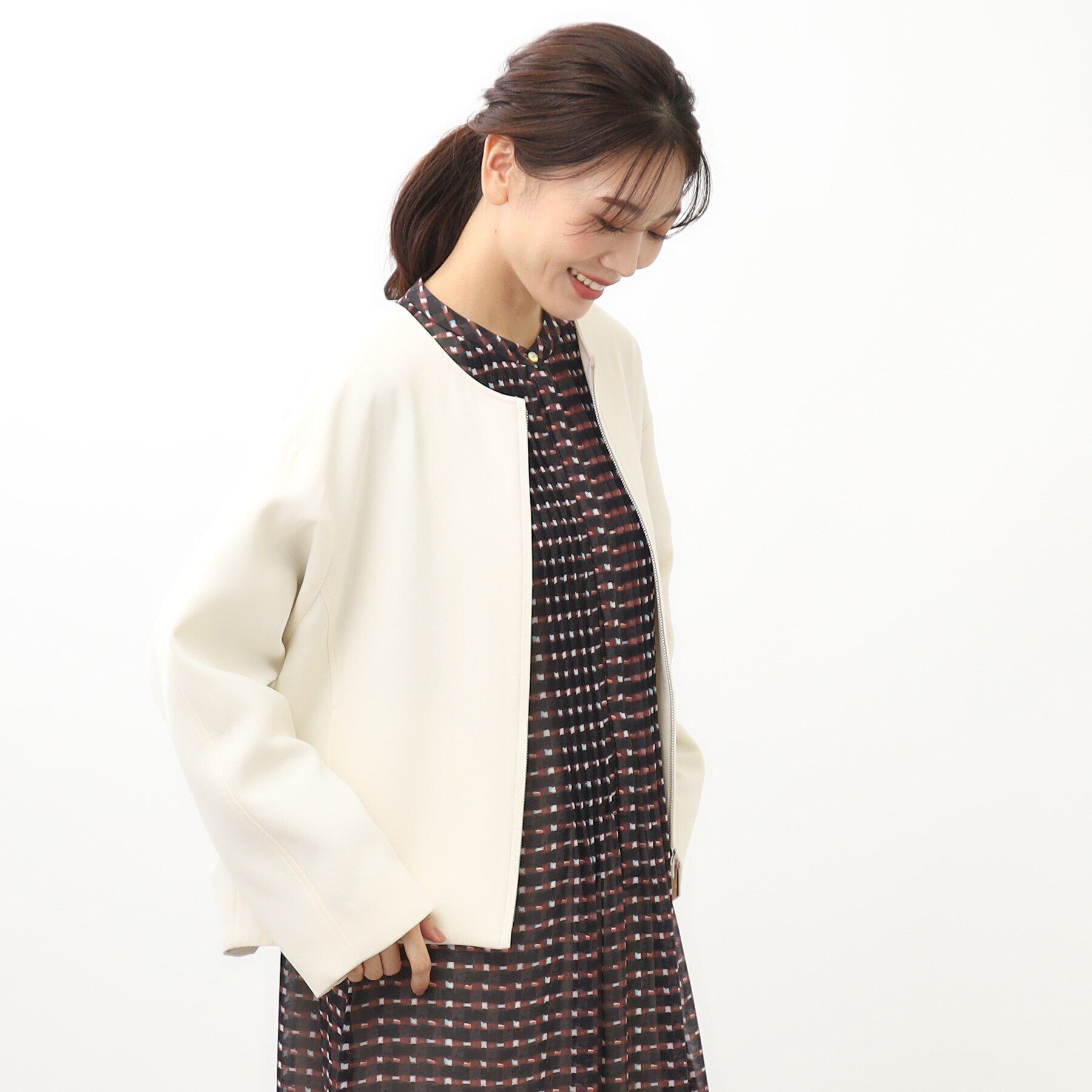 Reflect「【手洗い可】バックギャザーデザインブルゾン」|ブルゾン・スタジャン|