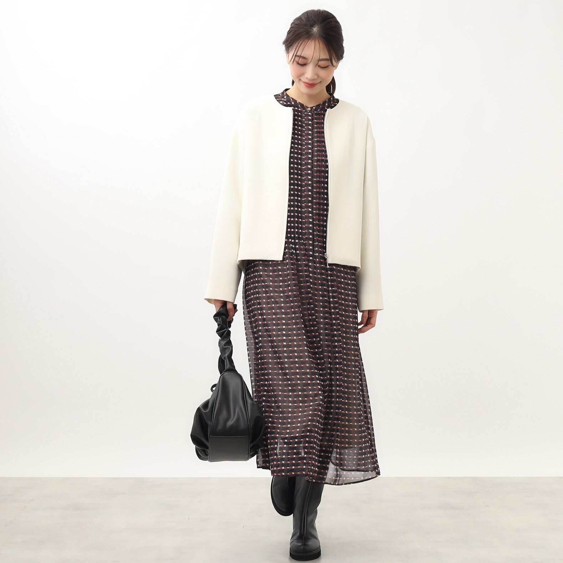 Reflect「【手洗い可】バックギャザーデザインブルゾン」|ブルゾン・スタジャン|