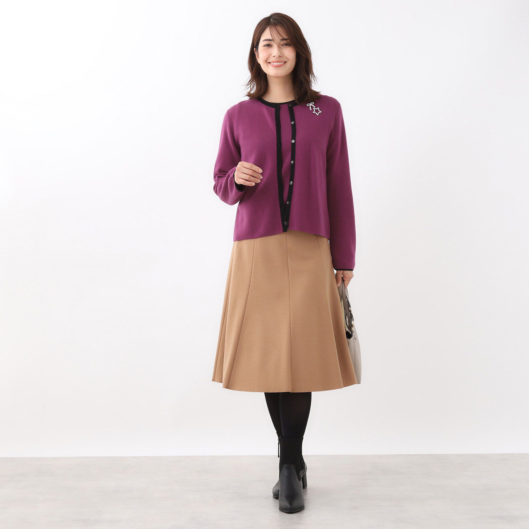 Reflect「【秋映え／単品使い◎／すっきり見え】ブローチ付きニットアンサンブル」|その他|