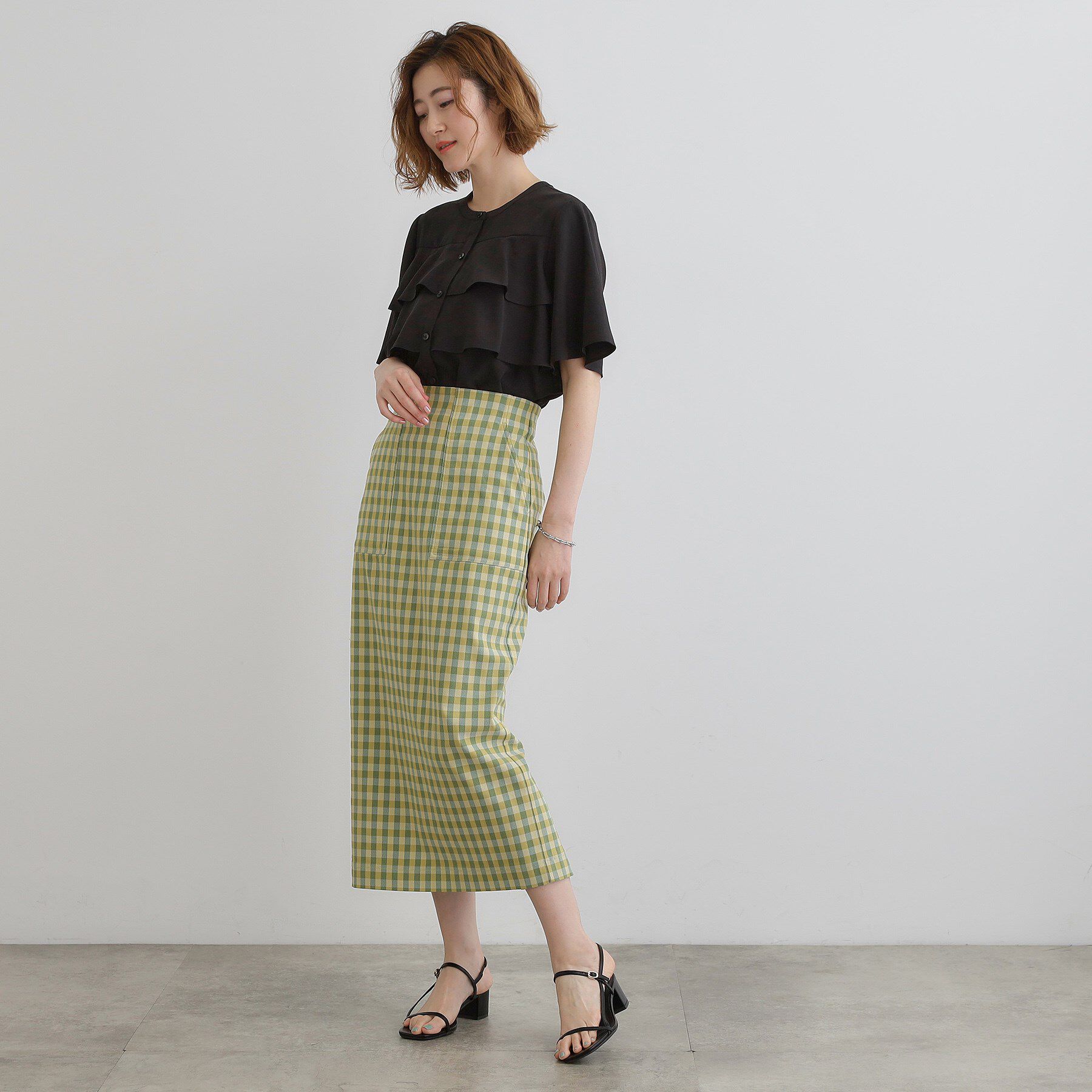 grove「楽ちんときれいを両立 ハイパーナロースカート」|スカート|