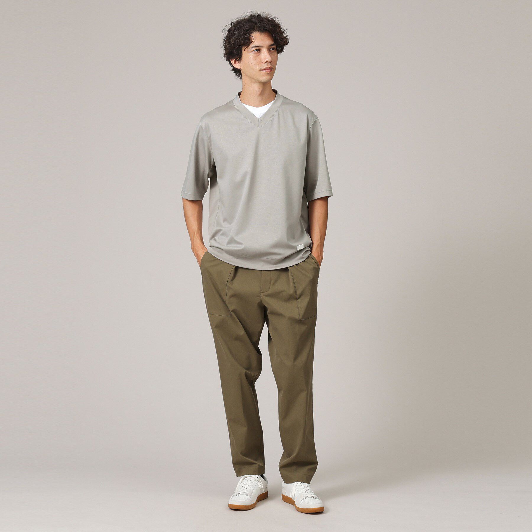 TAKEO KIKUCHI「Vネック フェイクレイヤード カットソー」|Tシャツ・カットソー|