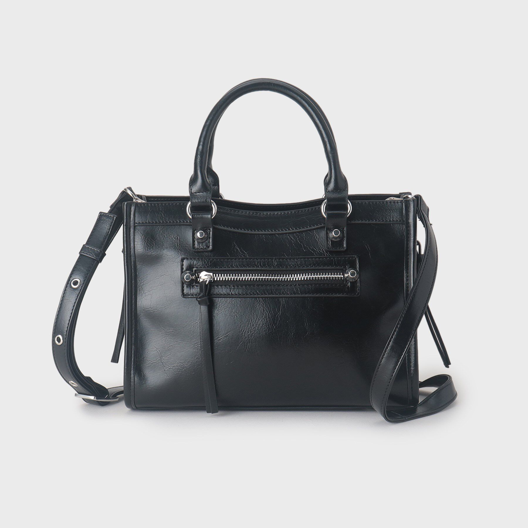 tk.TAKEO KIKUCHI「【FANCYシリーズ】スタッズスクエアボストンバッグ」|ショルダー・メッセンジャー|