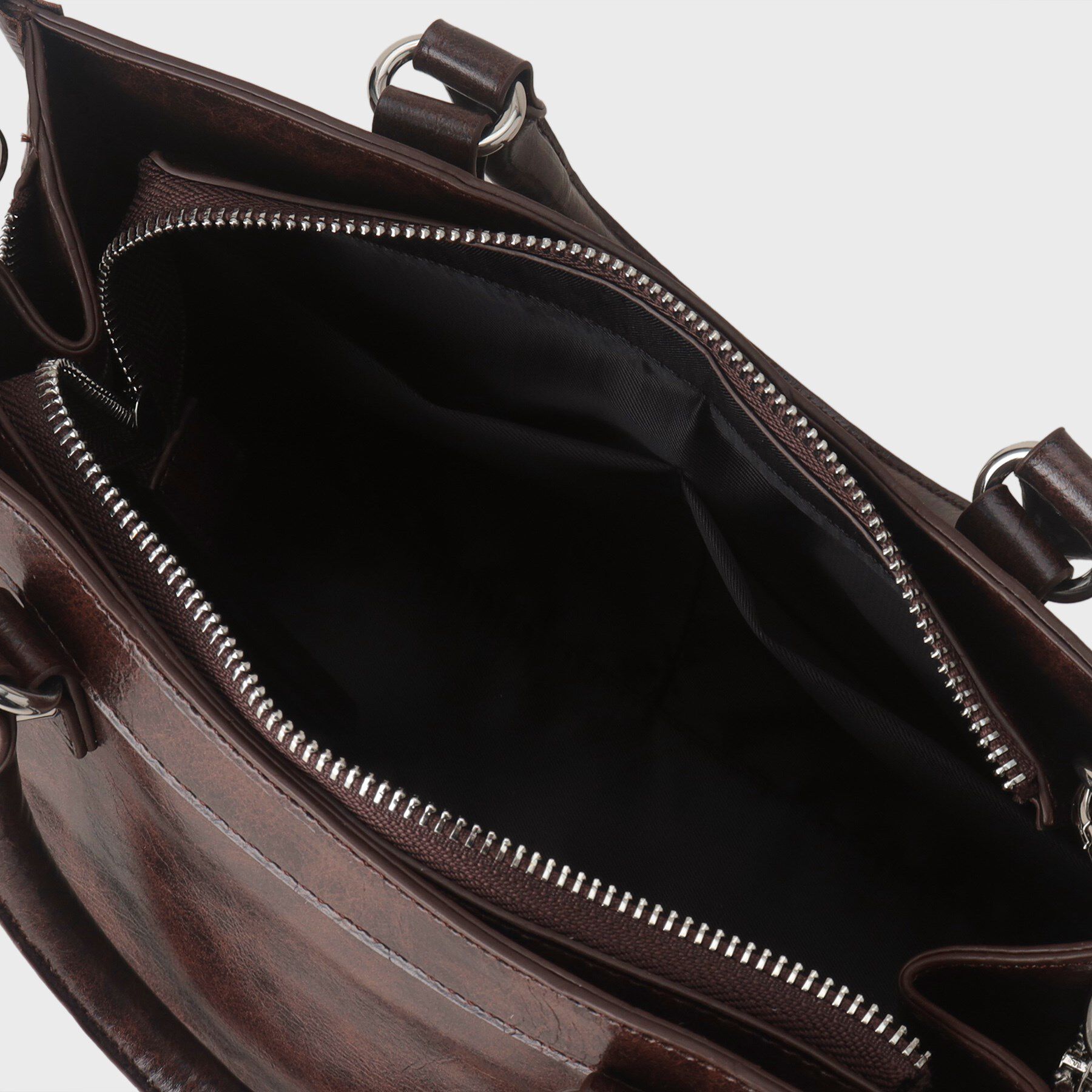 tk.TAKEO KIKUCHI「【FANCYシリーズ】スタッズスクエアボストンバッグ」|ショルダー・メッセンジャー|