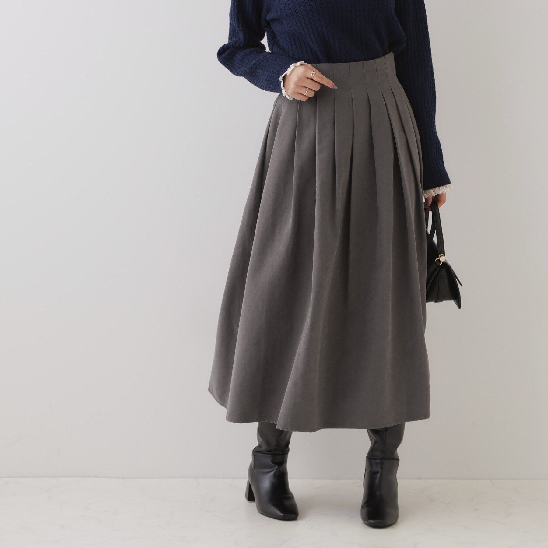 Couture broach「【スッキリ見えが叶う】マイクロスエードタックプリーツ」|スカート|
