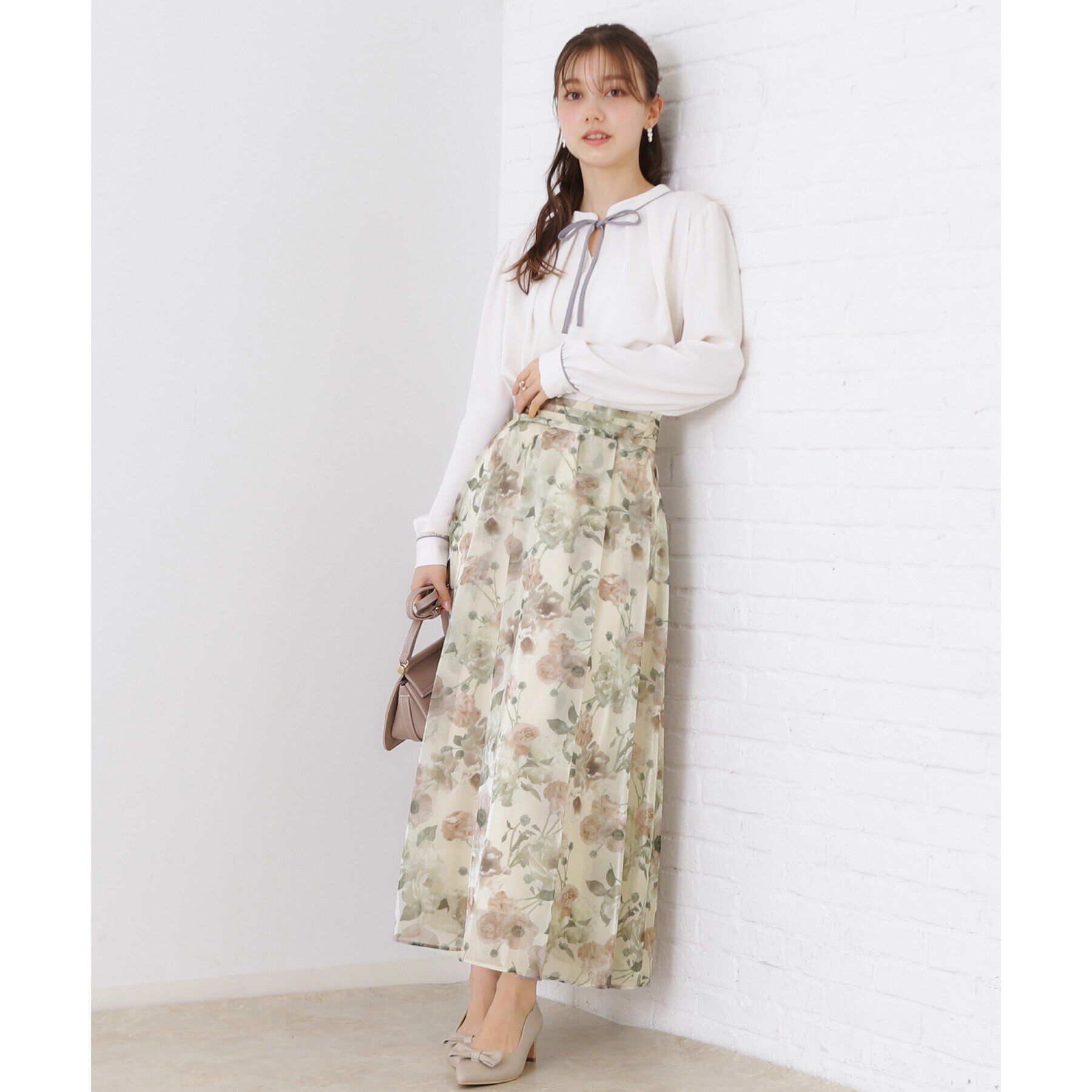 Couture broach「【大人可愛い・きれいめ】Springオーガンフルールスカート」|スカート|