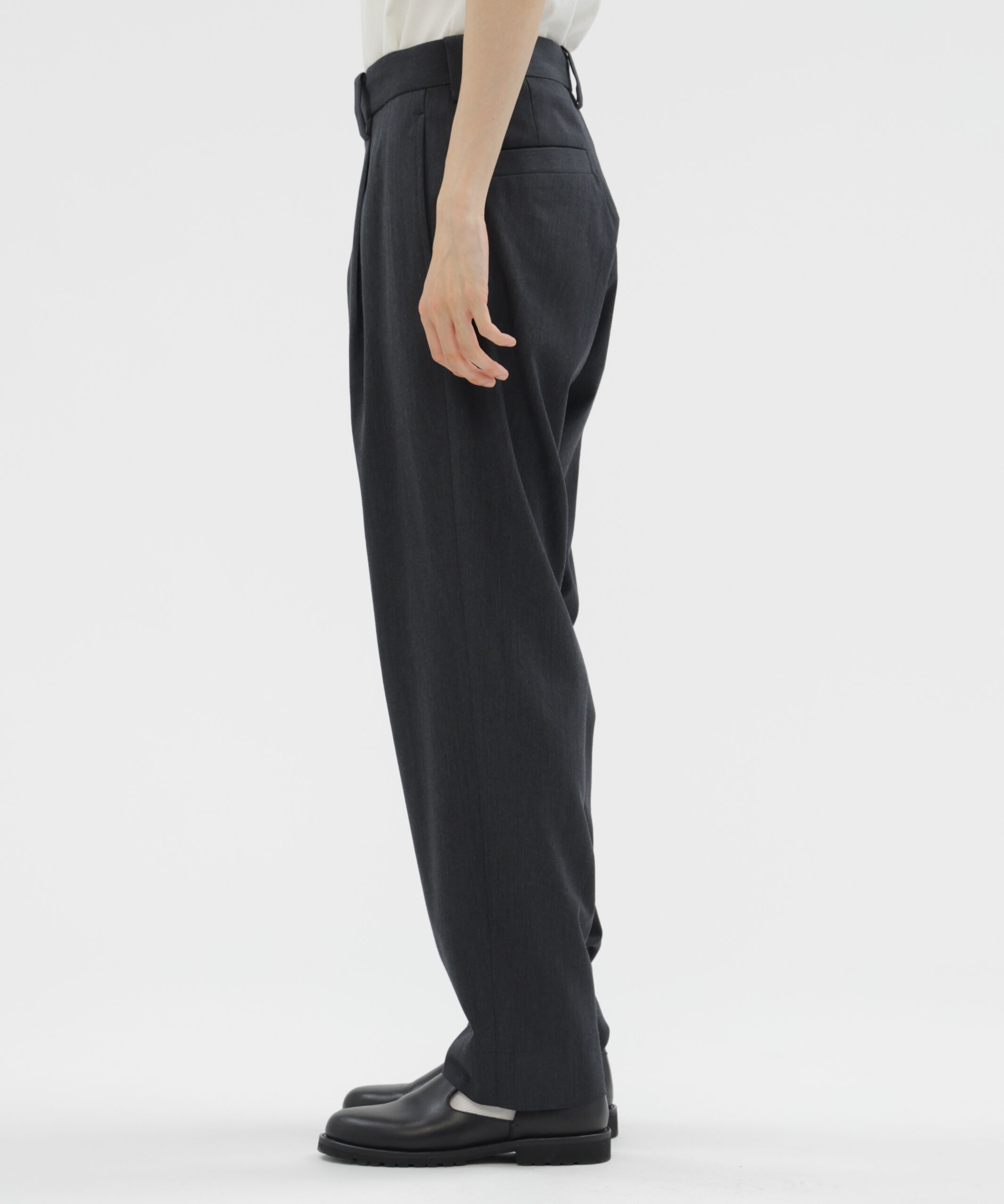 MARGARET HOWELL「DRY WOOL SUITING TROUSERS」|その他|
