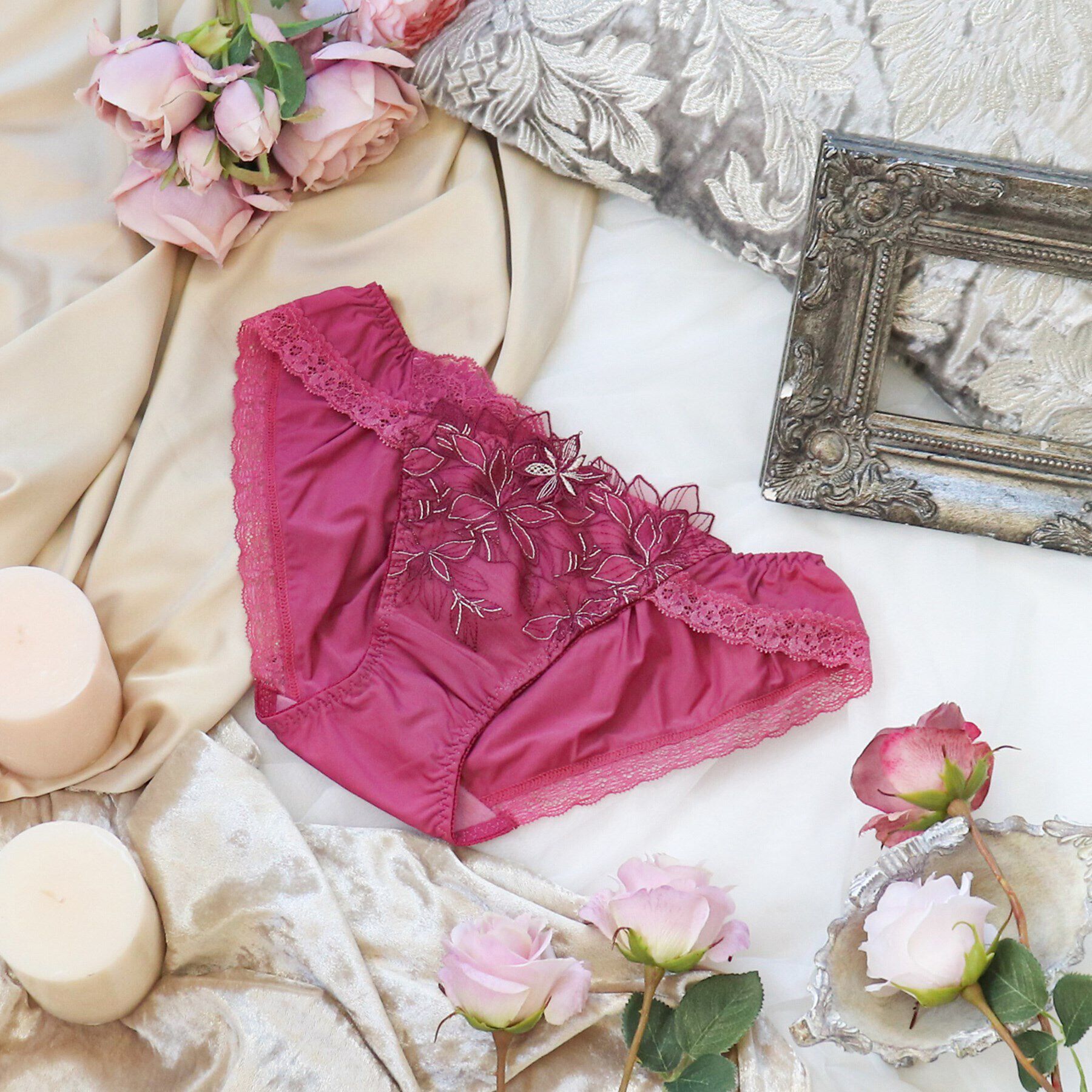 Risa Magli「リヴィア ノーマルショーツ」|インナー|ボルドー(061)