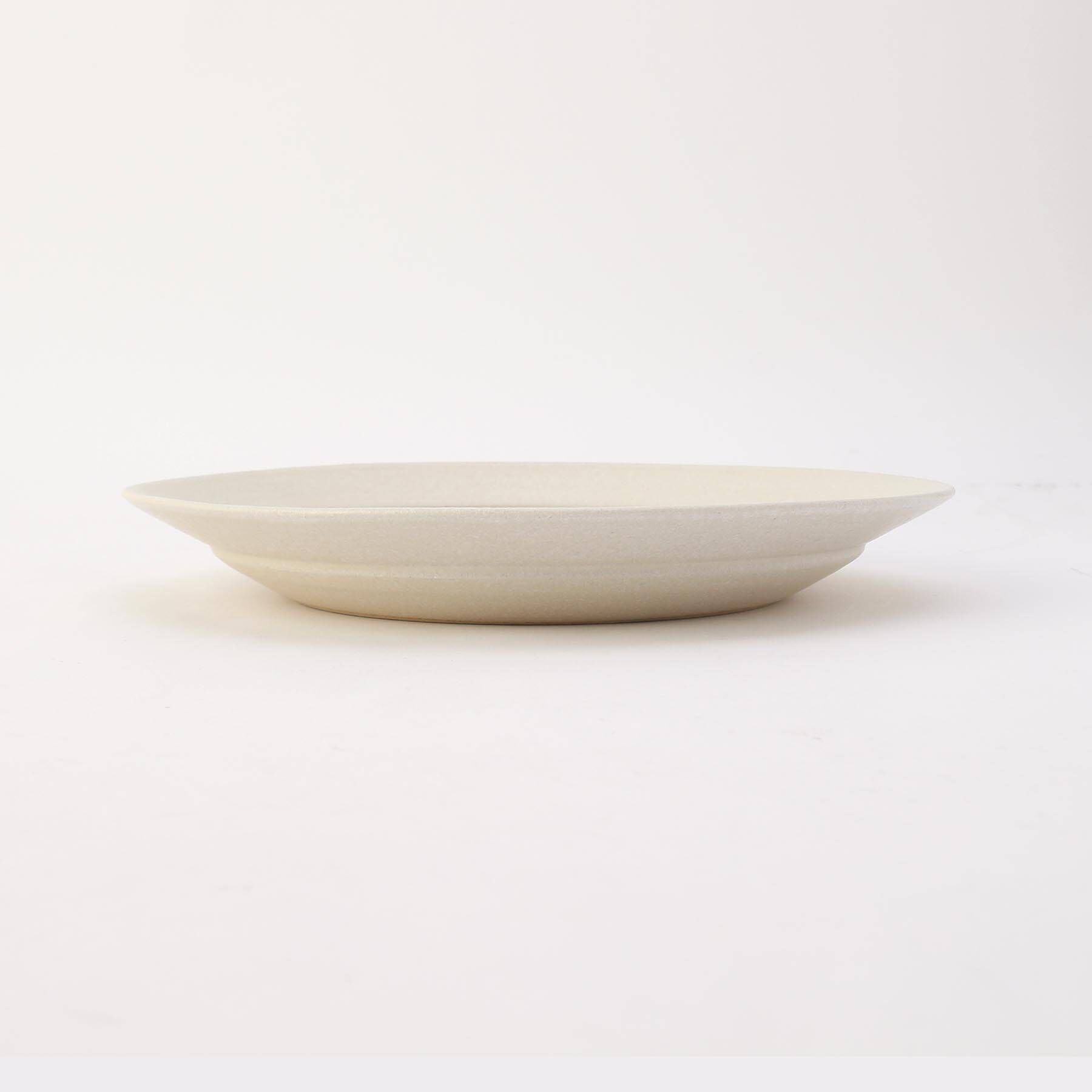 212 KITCHEN STORE「信楽 丸皿 26cm 白 ＜Homeland ホームランド＞」|食器・キッチングッズ|