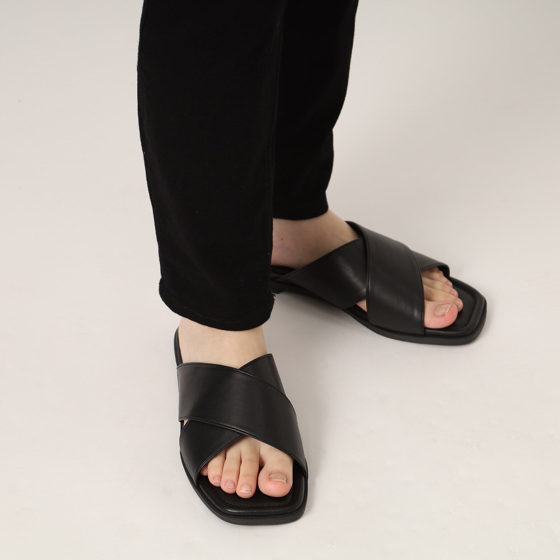 ESPERANZA「【blanca】クロスアッパーフラットサンダル」|サンダル|