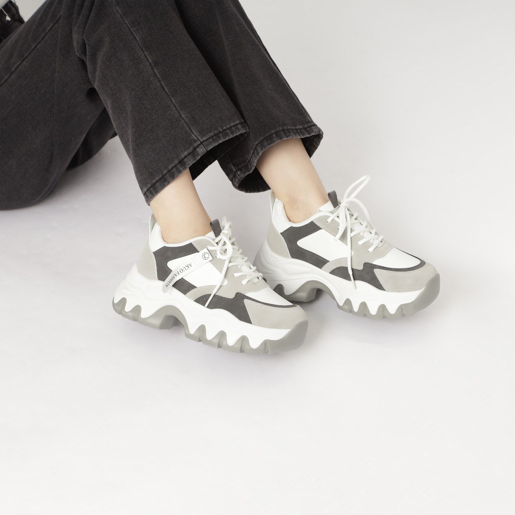 csT&P「厚底凸凹ソールスニーカー」|スニーカー|