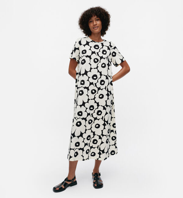 Marimekko「Pisteinen Unikko ワンピース」|ワンピース|ﾌﾞﾗｯｸ&times;ｵﾌﾎﾜｲﾄ