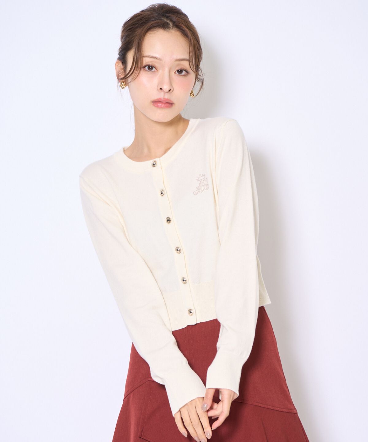 アンドクチュール「刺繍クルーネック長袖カーディガン」|カーディガン|