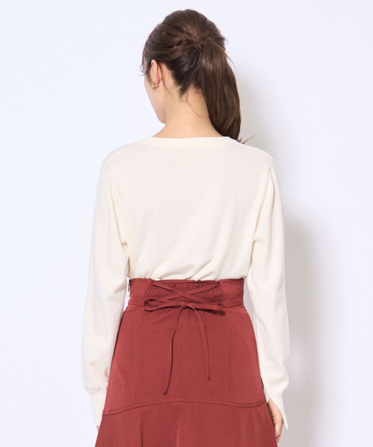 アンドクチュール「刺繍クルーネック長袖カーディガン」|カーディガン|