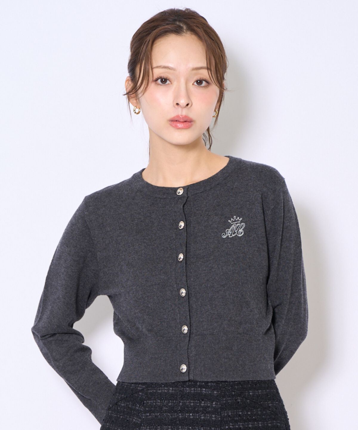 アンドクチュール「刺繍クルーネック長袖カーディガン」|カーディガン|