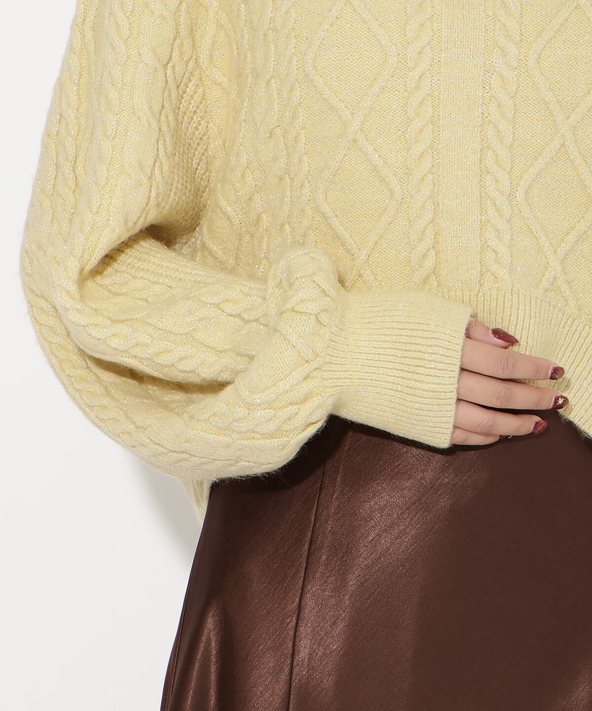 アンドクチュール「ラメケーブルタートルニットプルオーバー」|ニット・セーター|