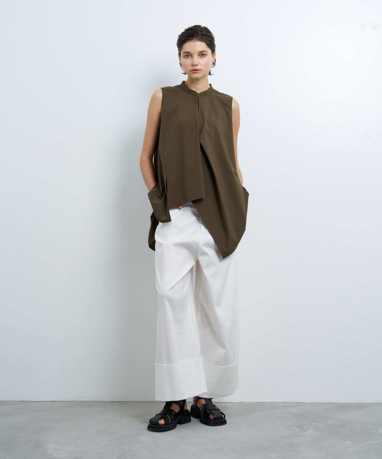 LANVIN en Bleu「アシンメヘムスキッパーブラウス」|シャツ・ブラウス|