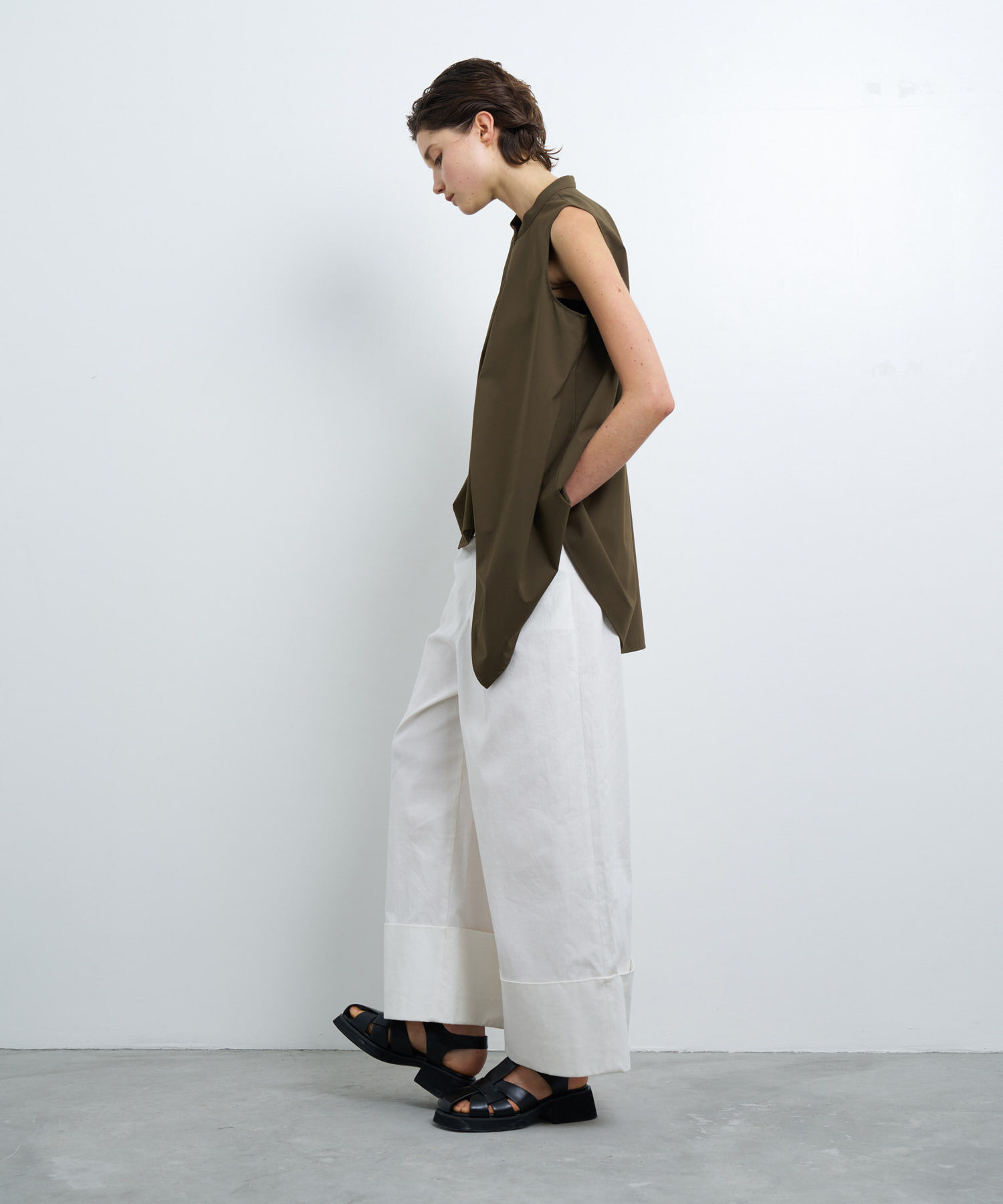 LANVIN en Bleu「アシンメヘムスキッパーブラウス」|シャツ・ブラウス|