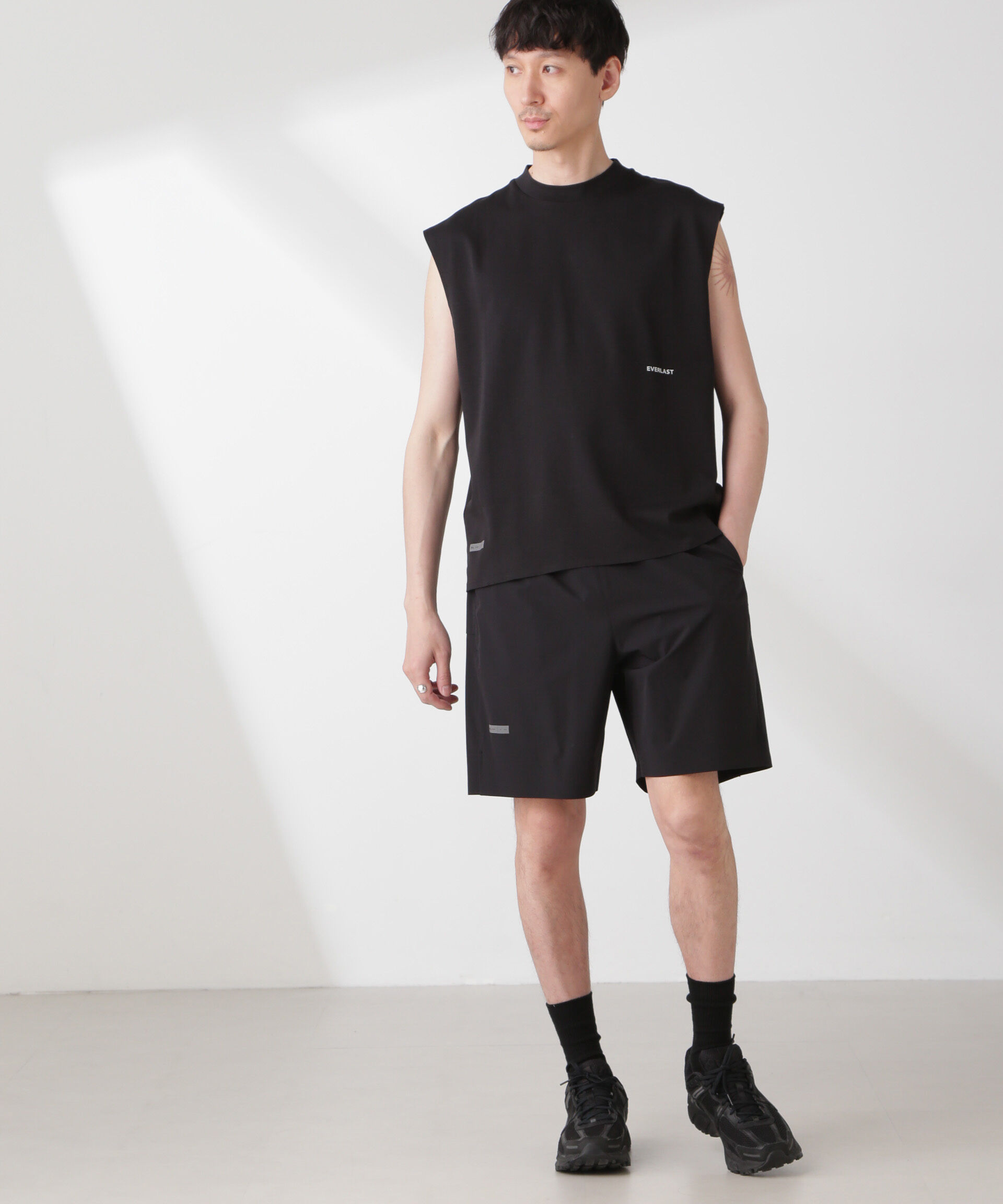 nano･universe「｢EVERLAST｣ テクニカルナイロンショーツ」|チノ|