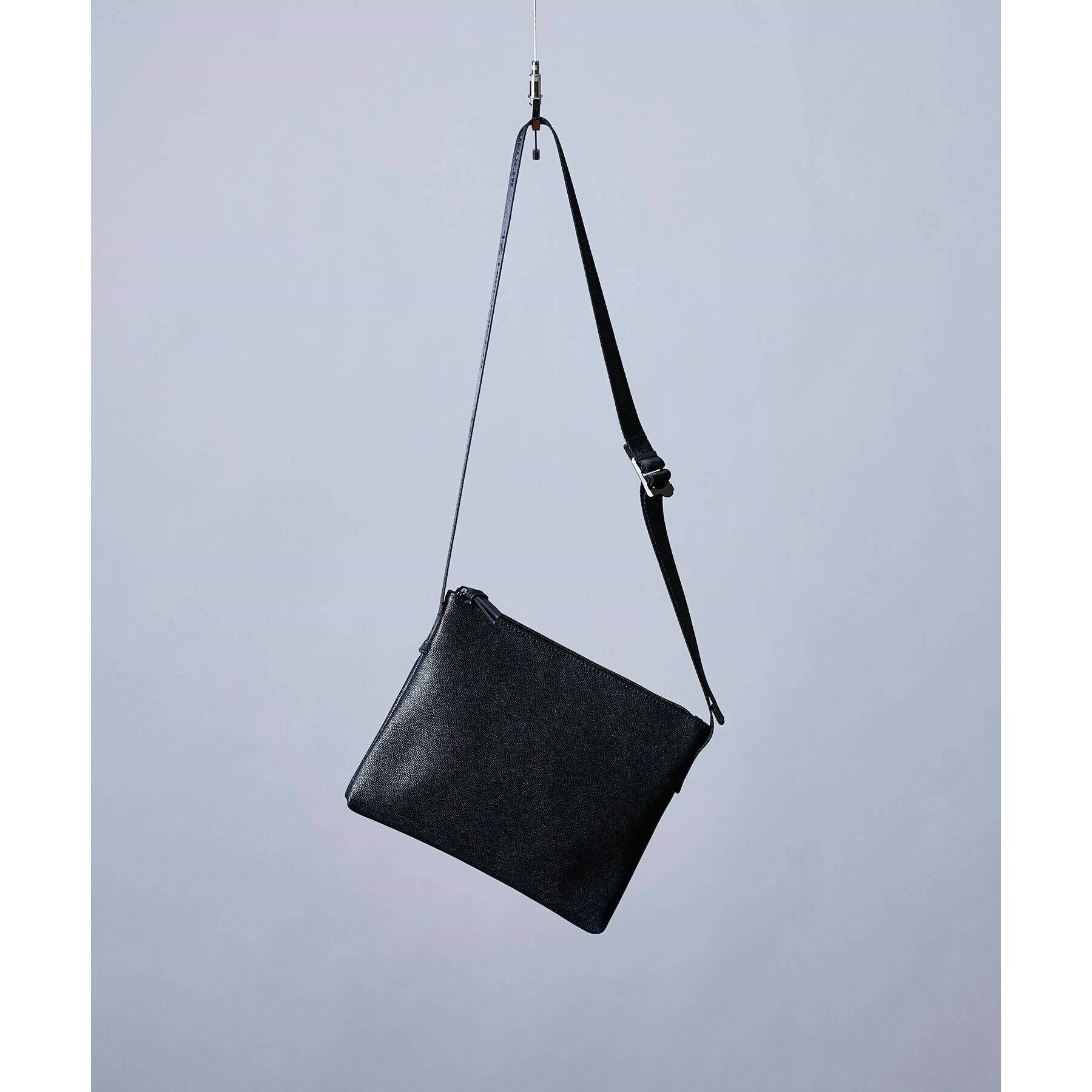 tk.TAKEO KIKUCHI「レザー調サコッシュバッグ」|ショルダー・メッセンジャー|ブラック(219)