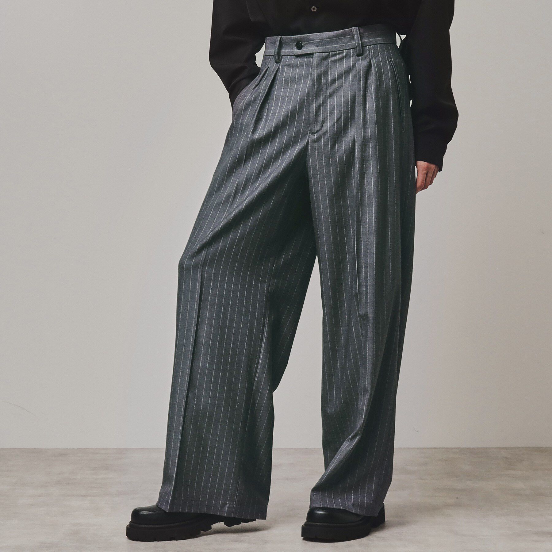 tk.TAKEO KIKUCHI「【Aラインシリーズ】TRワイドスラックス」|その他|グレー(312)