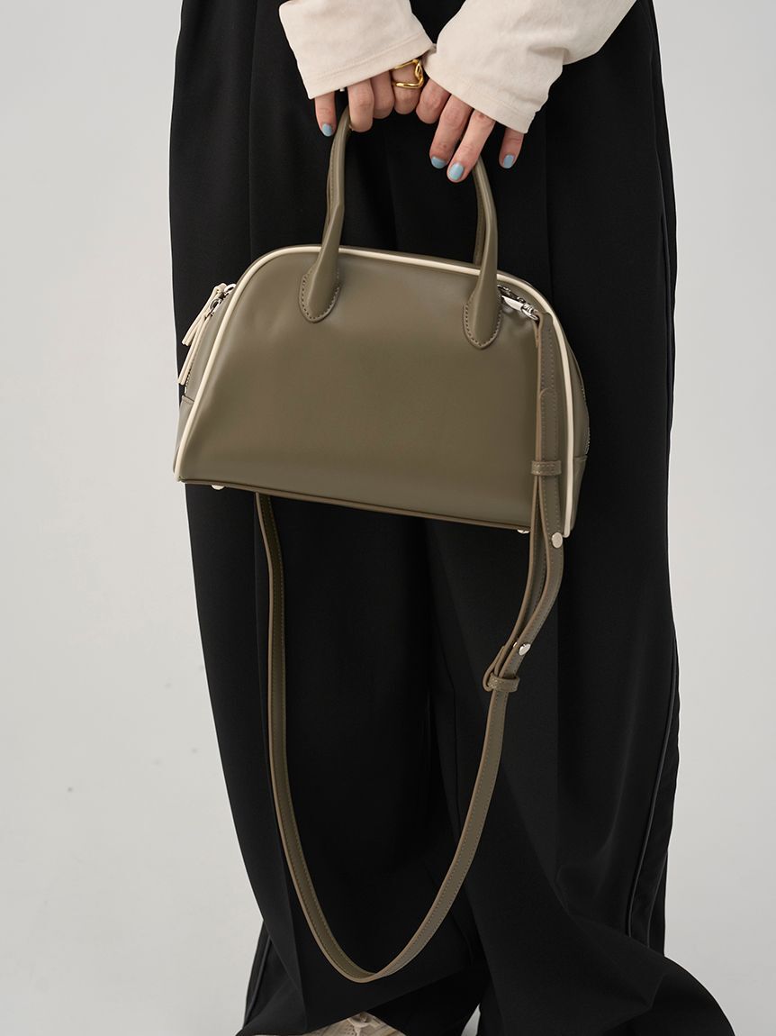 emmi atelier「フェイクレザーパイピングボストンバッグ」|ボストンバッグ|OLV