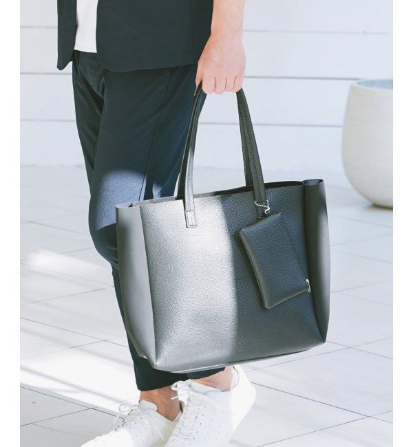 ikka「シュリンクワイドトート」|トートバッグ|