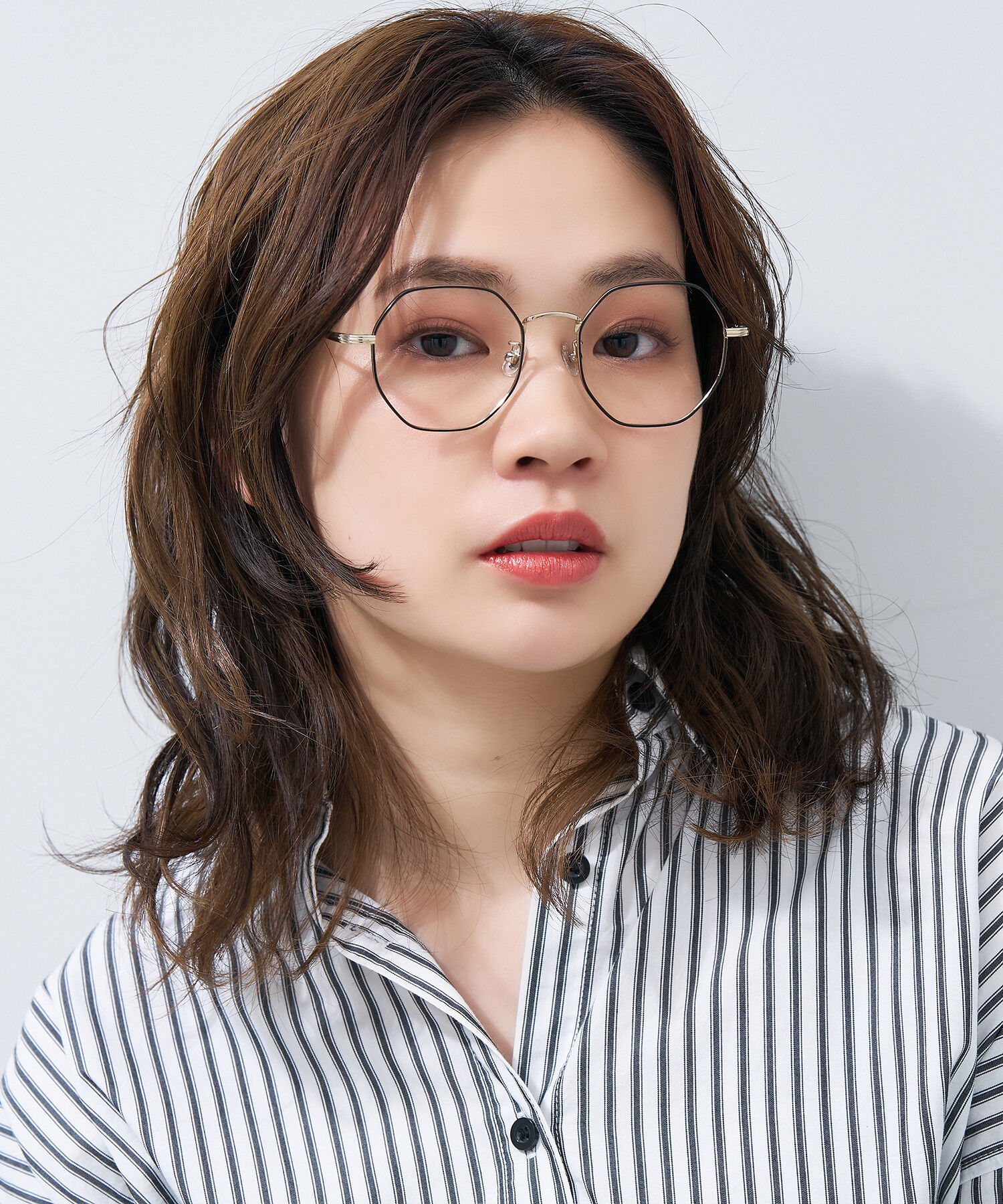  「ウェリントン型 メガネ｜個性を引き出すオクタゴンフレーム メタル レンズ交換券付き」|メガネ|ブラック