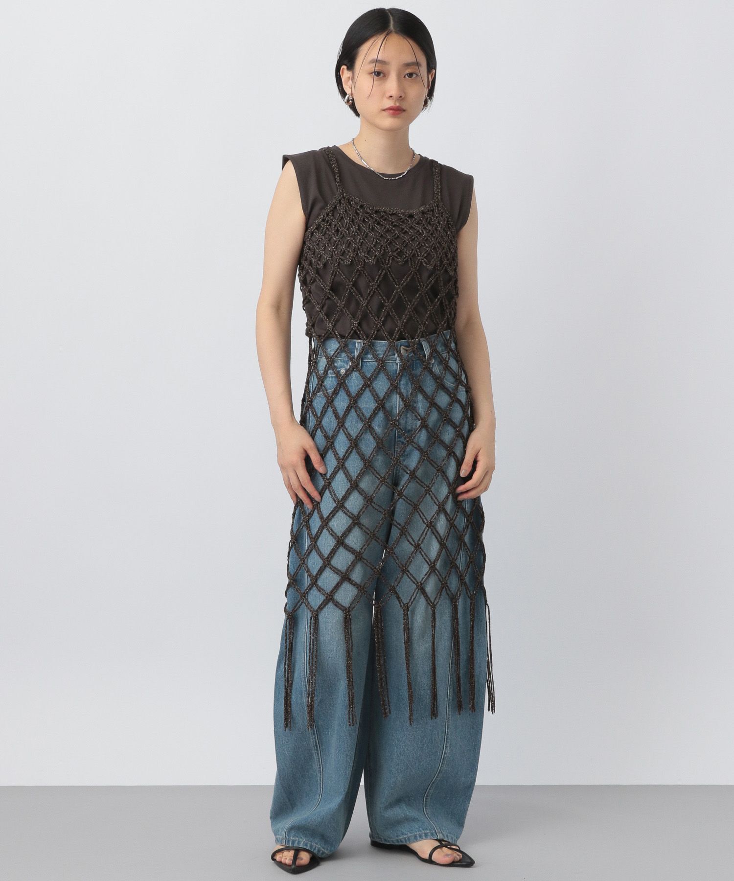 apart by lowrys「HANDフリンジニットワンピース」|ワンピース|