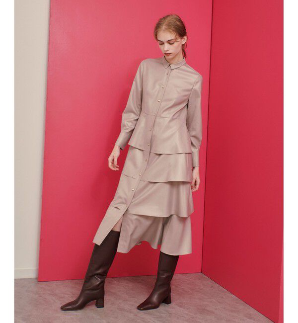 LOULOU WILLOUGHBY「【LOULOU WILLOUGHBY】グロッシーツイルティアードワンピース」|ワンピース|ベージュ