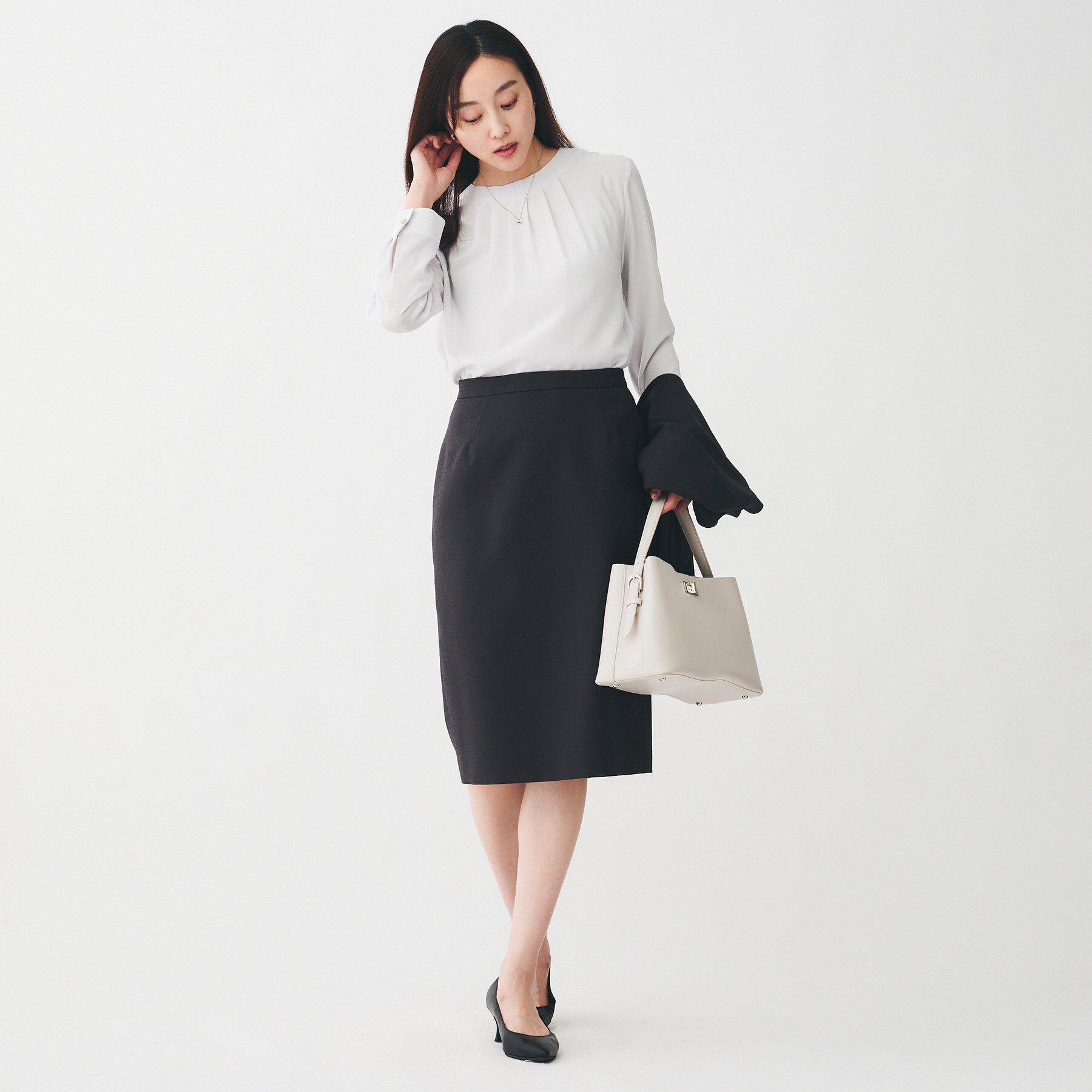 UNTITLED「【洗える/フォーマル/スーツインナー】タックブラウス」|シャツ・ブラウス|