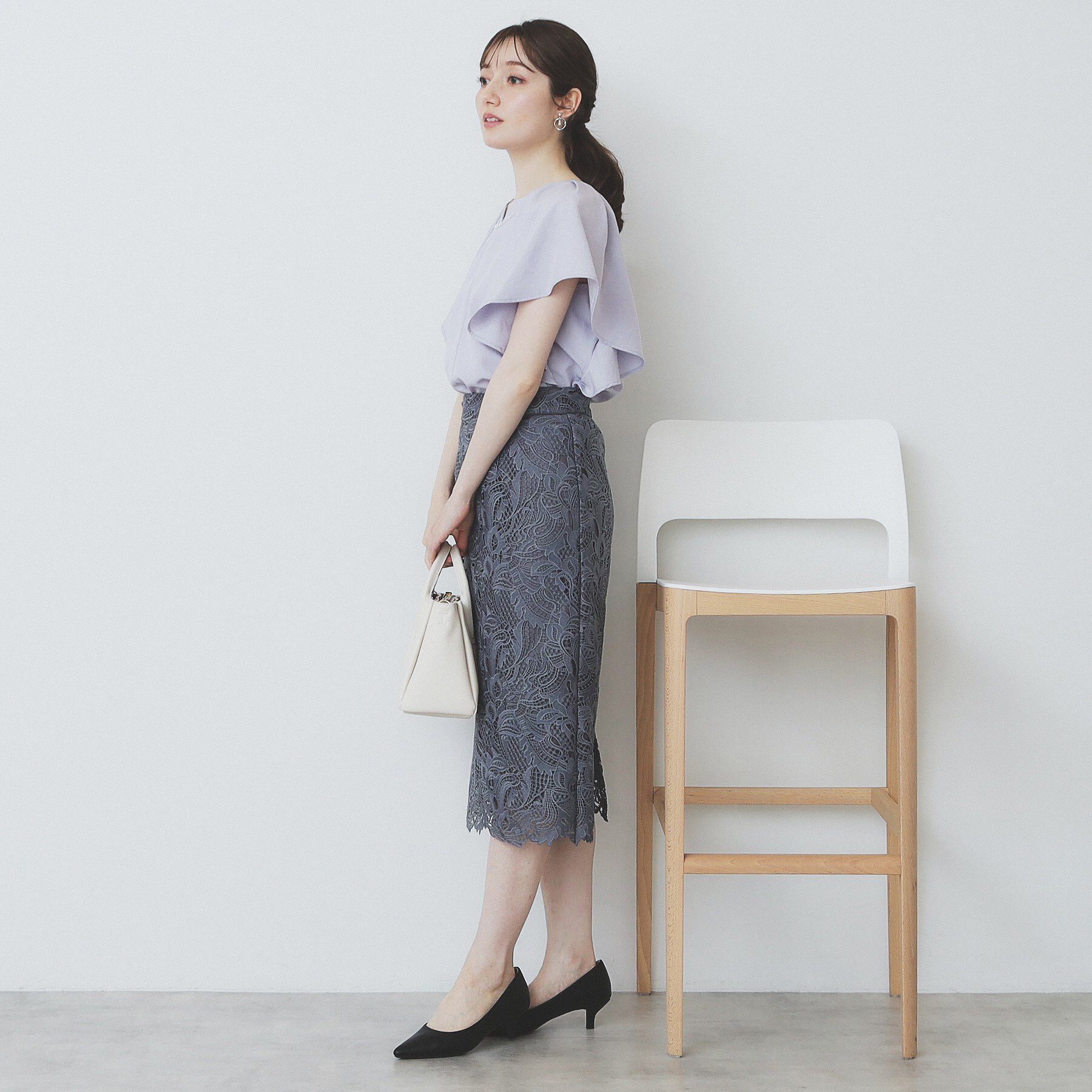 index「《7色展開/S-LLサイズ》フリルタックスリーブキーネックブラウス【吸水速乾/洗濯機可/イージーアイ」|シャツ・ブラウス|