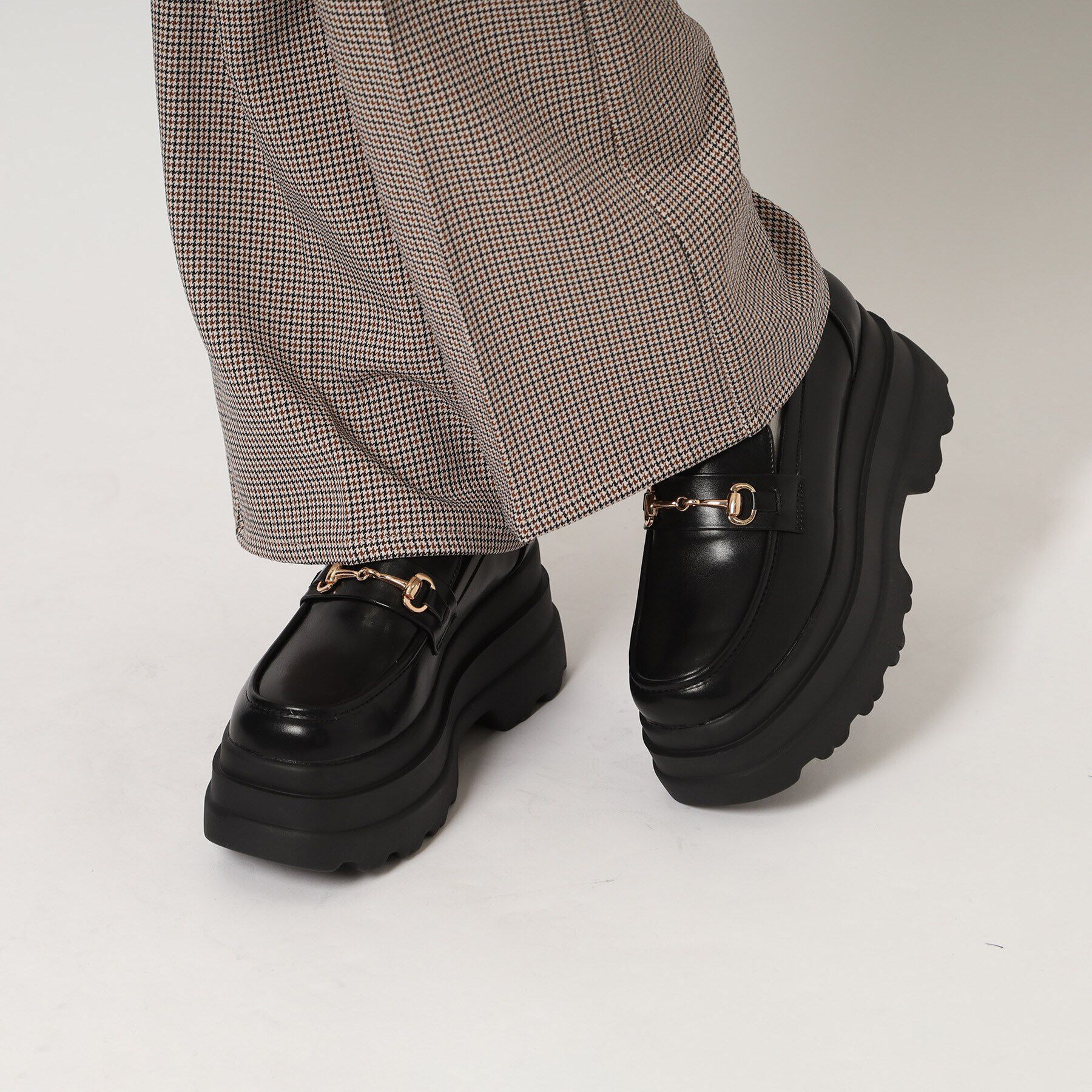 csT&P「厚底2段ソールビット付きローファーパンプス」|パンプス|