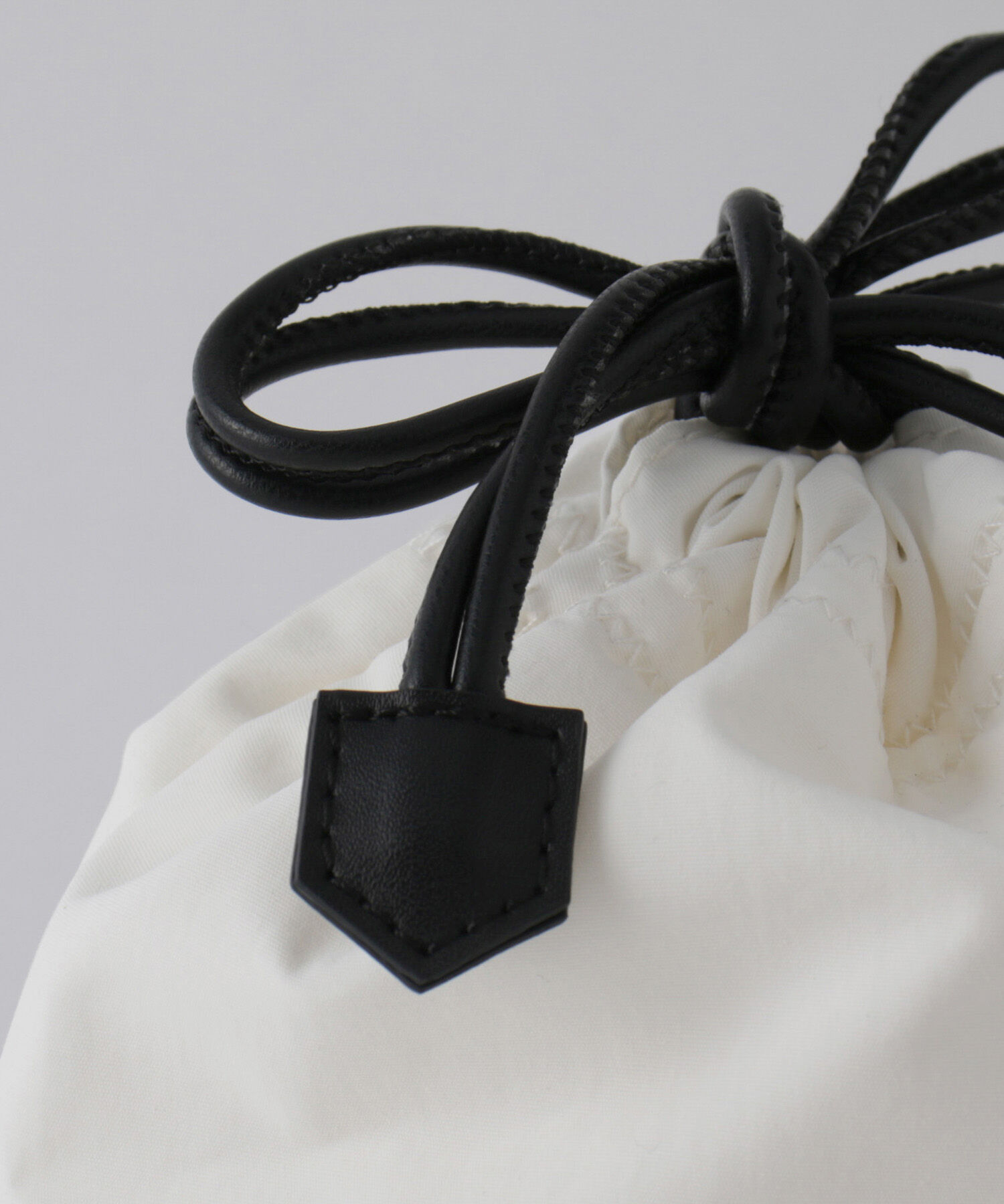 ROPE「Anna Canvas Bag （アンナ キャンバス バッグ）【ポーチ付き】【メディア掲載】」|ハンドバッグ|