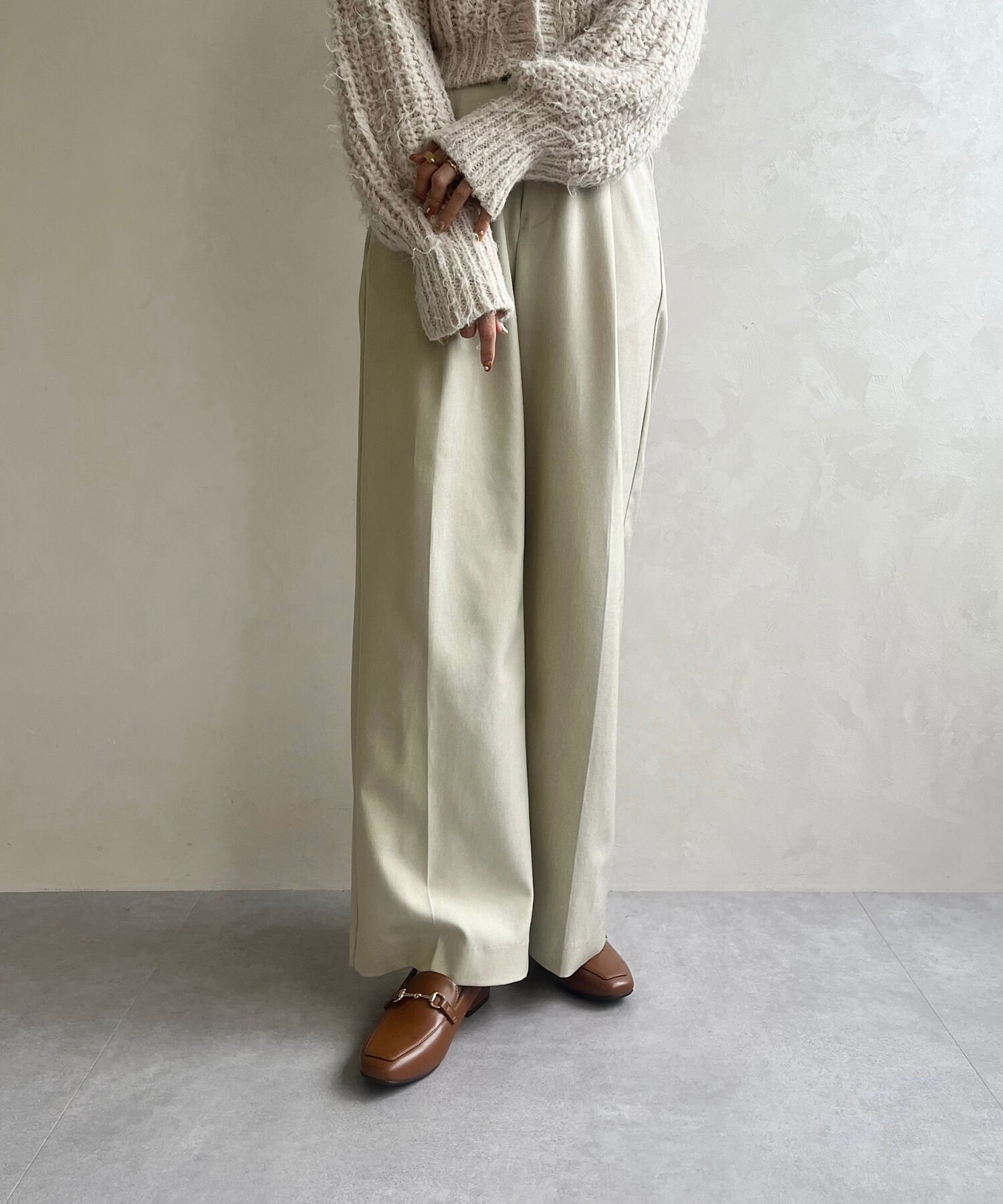 ORiental TRaffic「【跳べるパンプス/シリーズ累計１５０万足突破】スクエアトゥビットモチーフ  ローファー /R-3210」|パンプス|