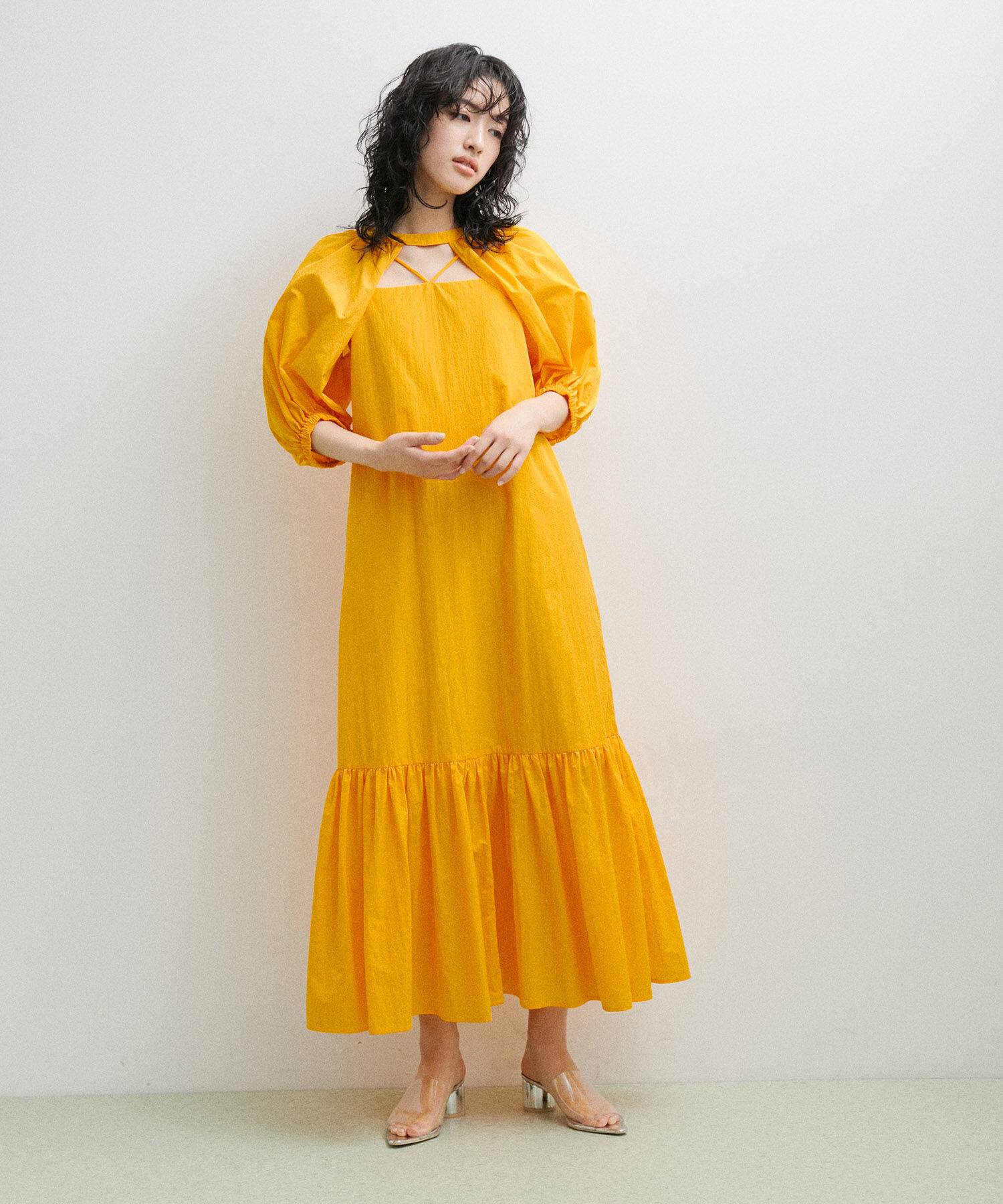 ADAM ET ROPE'「〈SETアイテム〉ボレロスリーブセットキャミワンピース」|ワンピース|