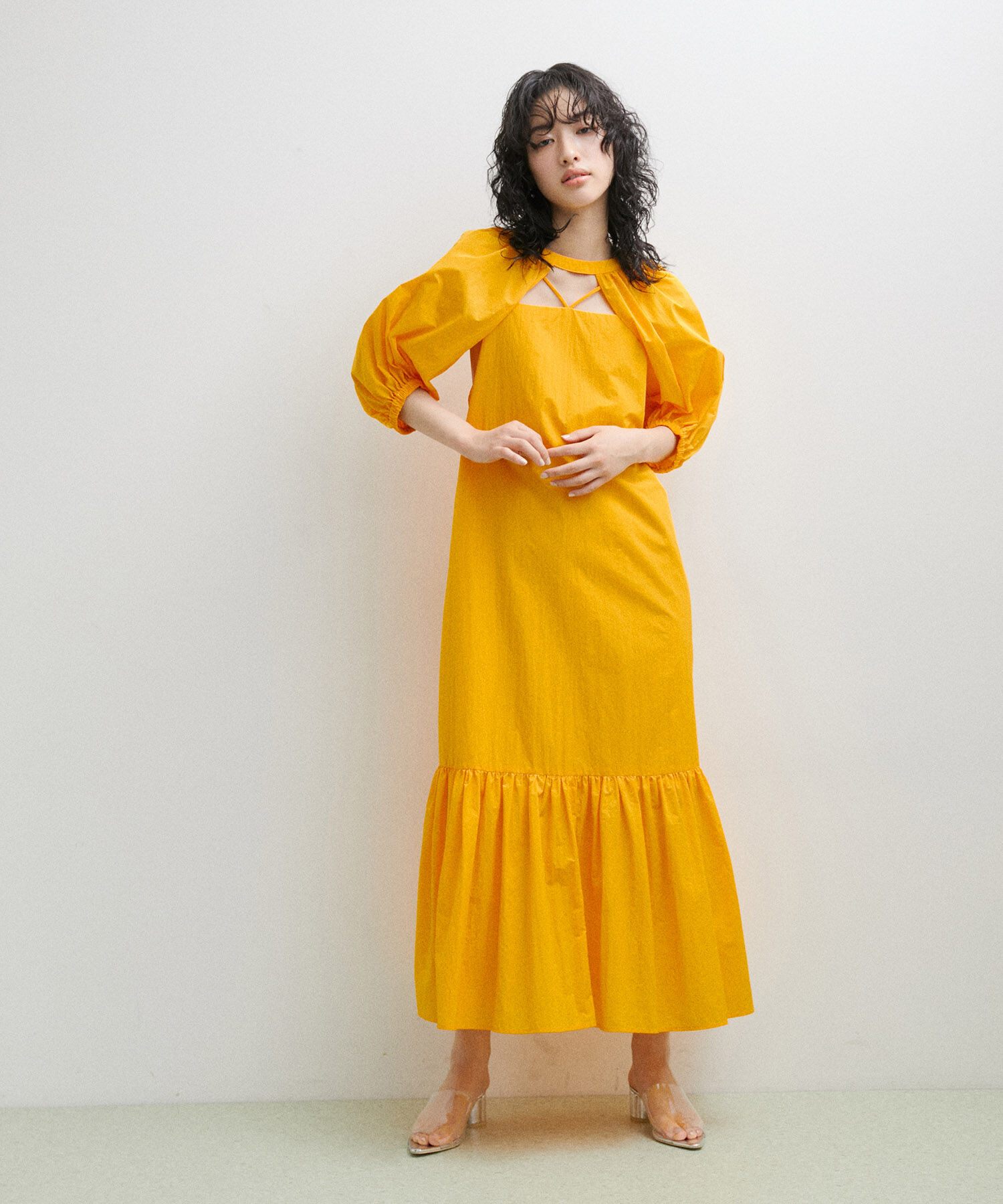 ADAM ET ROPE'「〈SETアイテム〉ボレロスリーブセットキャミワンピース」|ワンピース|