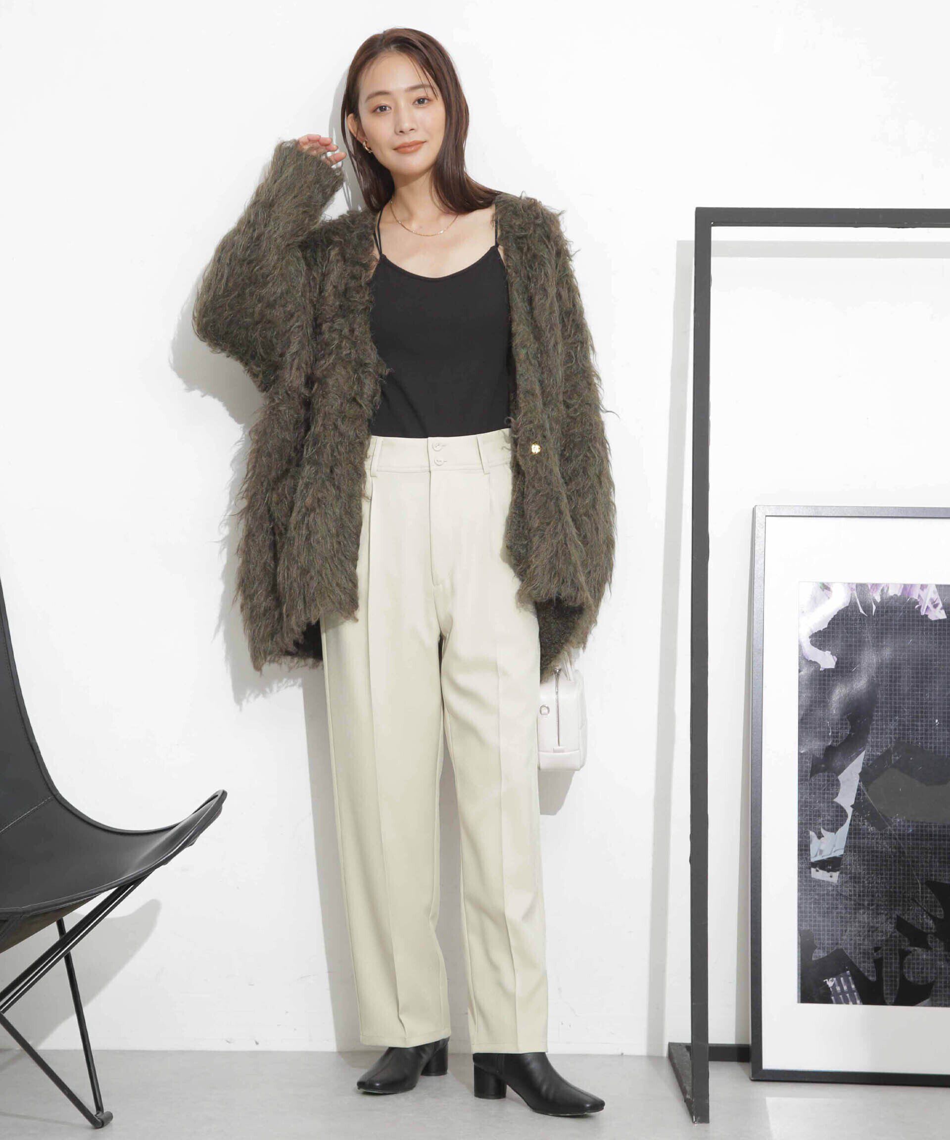 nano･universe「タックテーパードパンツ」|チノ|