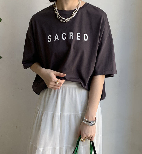  「【WEB限定】バックギャザーSACREDロゴTEE」|Tシャツ・カットソー|