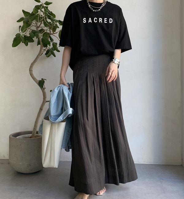  「【WEB限定】バックギャザーSACREDロゴTEE」|Tシャツ・カットソー|