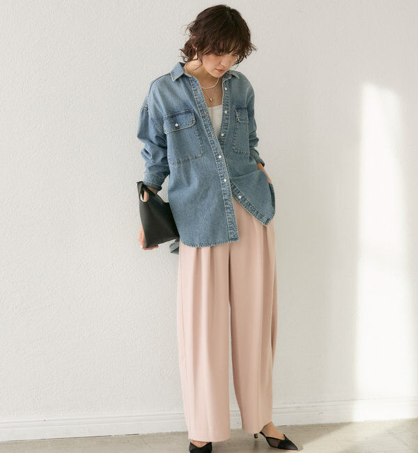  「【ウォッシャブル】【シーズンレスで使える】タックワイドスラックス」|チノ|