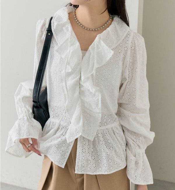  「フラワー刺繍フリルブラウス」|シャツ・ブラウス|オフホワイト
