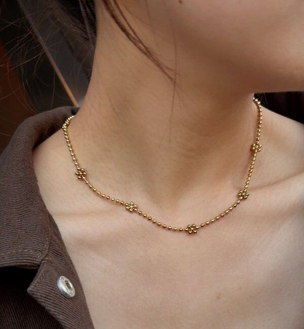 K18WG フラワー✖️ボールチェーンネックレス GOLDY/ゴールディ〉フラワーボールチェーンネックレス｜ルミネの