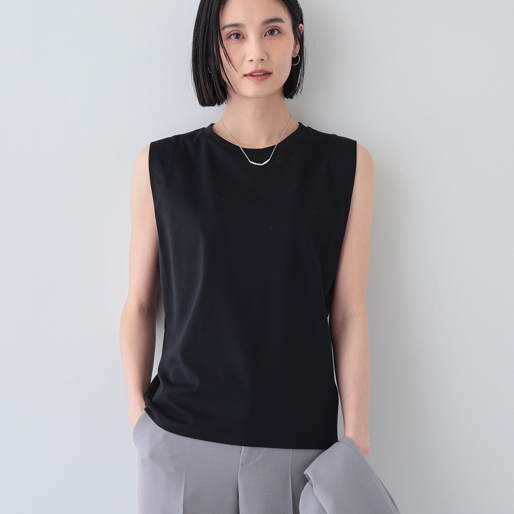 INDIVI「【洗える】きれいめノースリーブトップス」|Tシャツ・カットソー|ブラック(019)