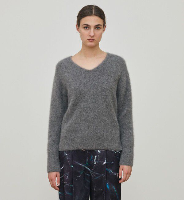 【DES PRÉS】【2023AW】フォックスカシミヤ Vネックプルオーバー フォックスカシミヤ Vネックプルオーバー（DES PRES）｜ルミネの